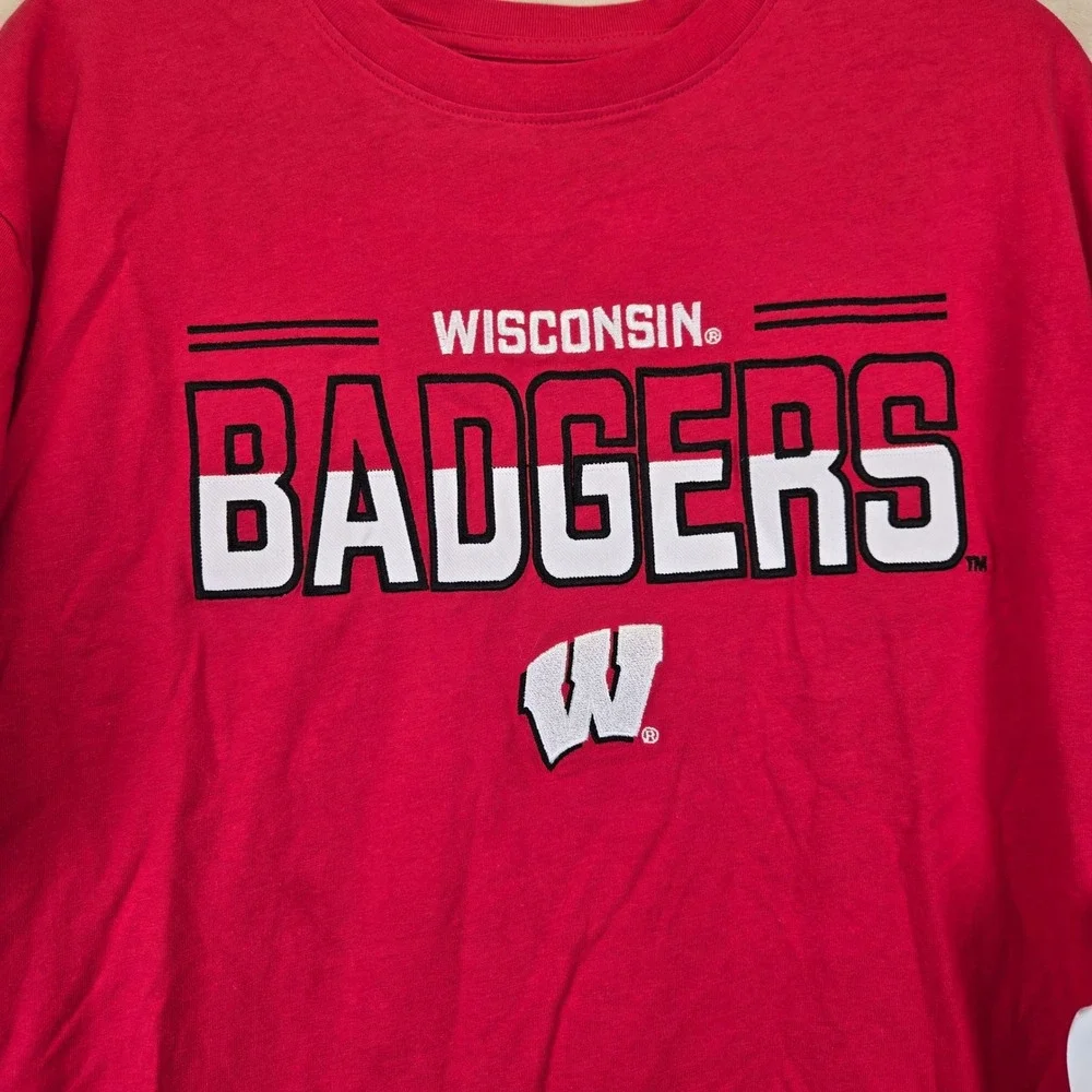 NWT ProEdge‎ Wisconsin Badgers Red Graphic T Shirt Mens Large 42/44 University